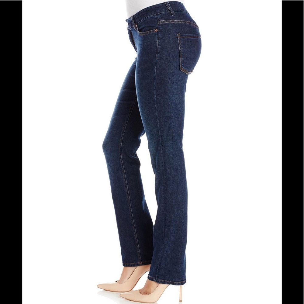 Liverpool Jeans “Sadie” Straight Leg Jean