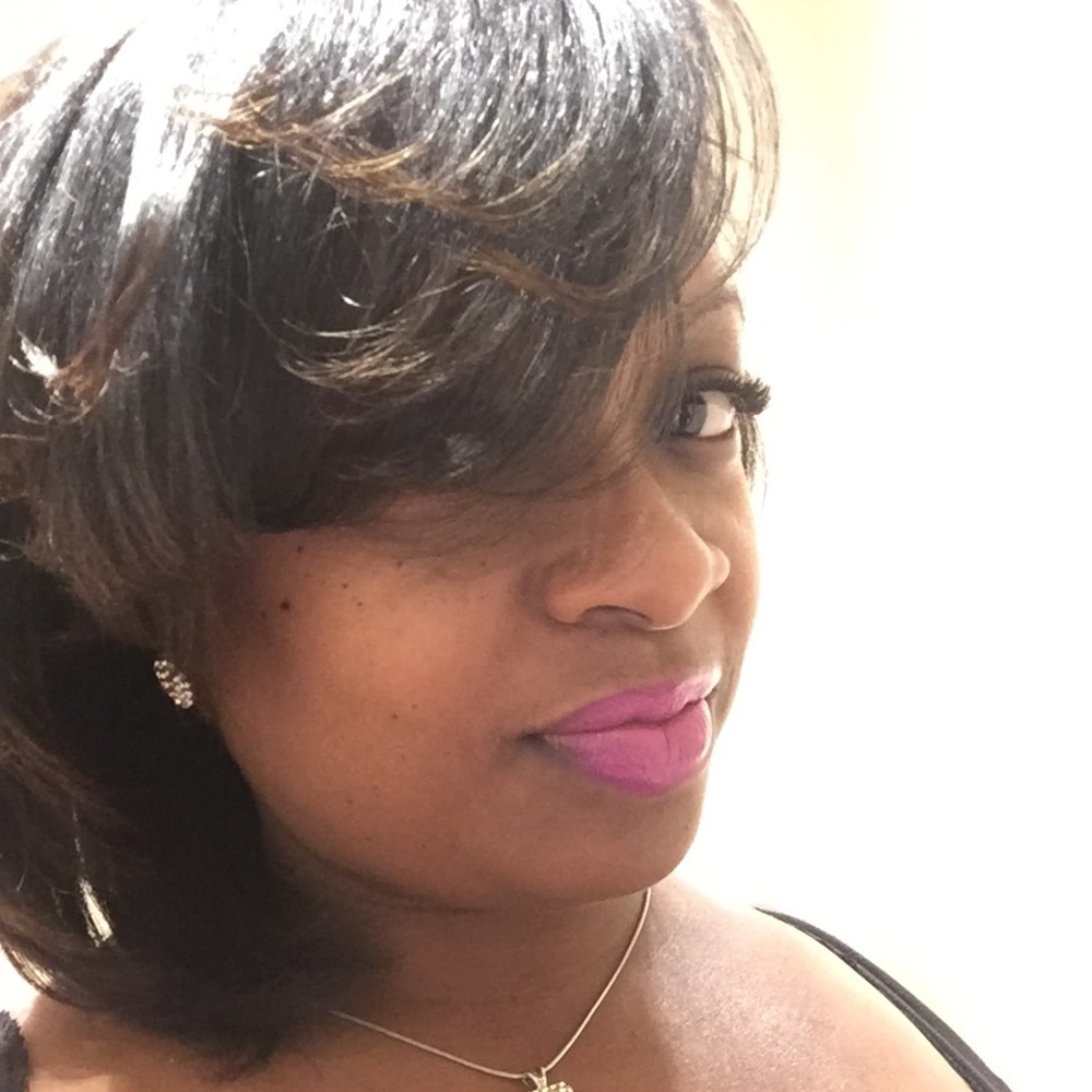 Meet your Posher, Mitzi