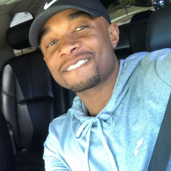 Meet your Posher, Chris - Picture 1 of 1