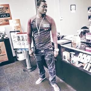 Meet your Posher, Emanuel