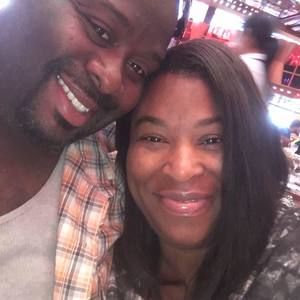 Meet your Posher, Vira