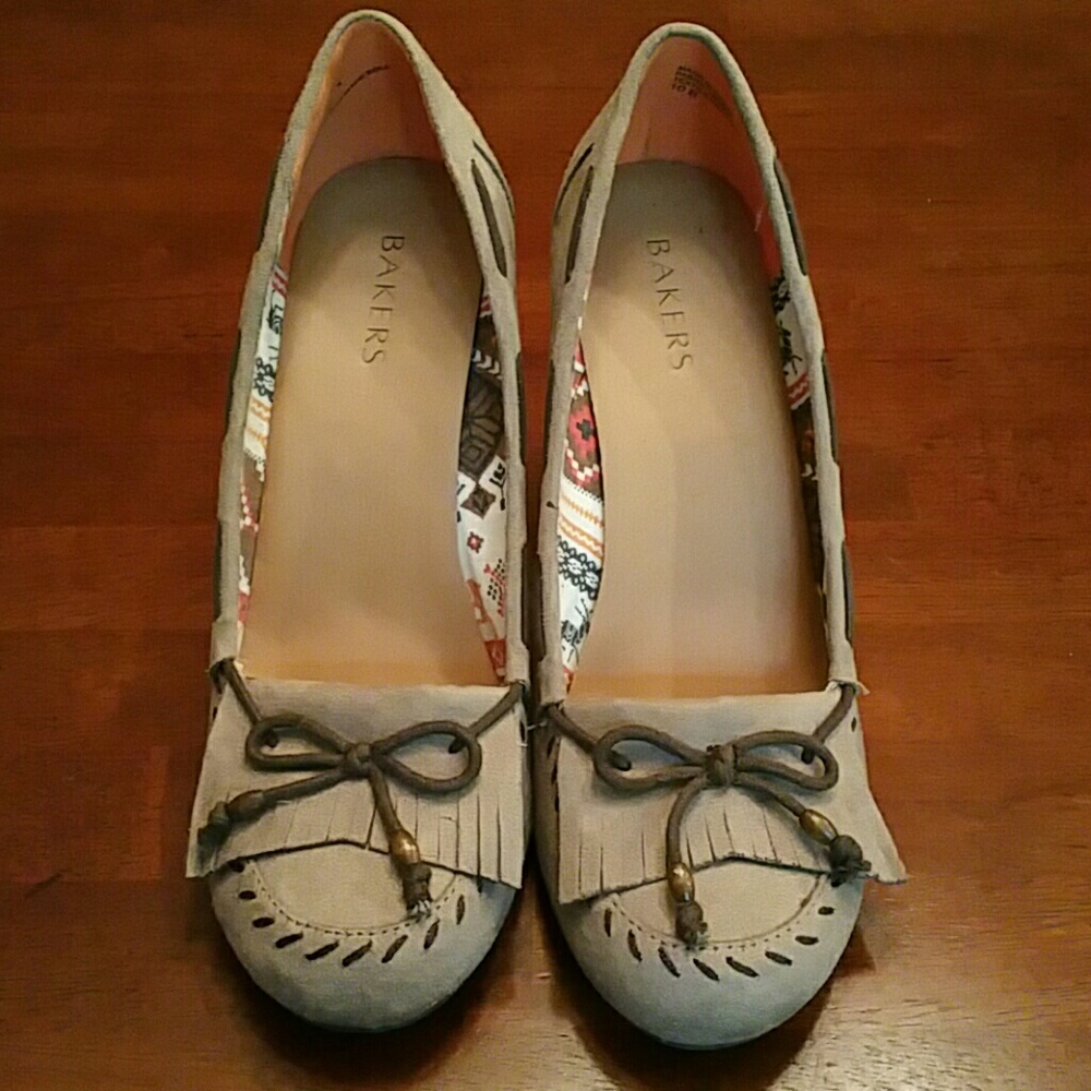 Bakers Slingback Wedge, Bone, Size 10