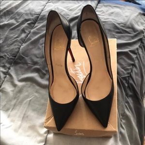 Size 10 red bottoms worn offer is $300