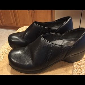 Dansko 👞 Shoes