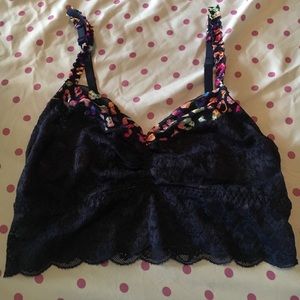 VS PINK LACE BRALETTE NWOT SZ S navy