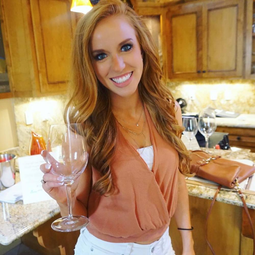 Meet your Posher, Jenn