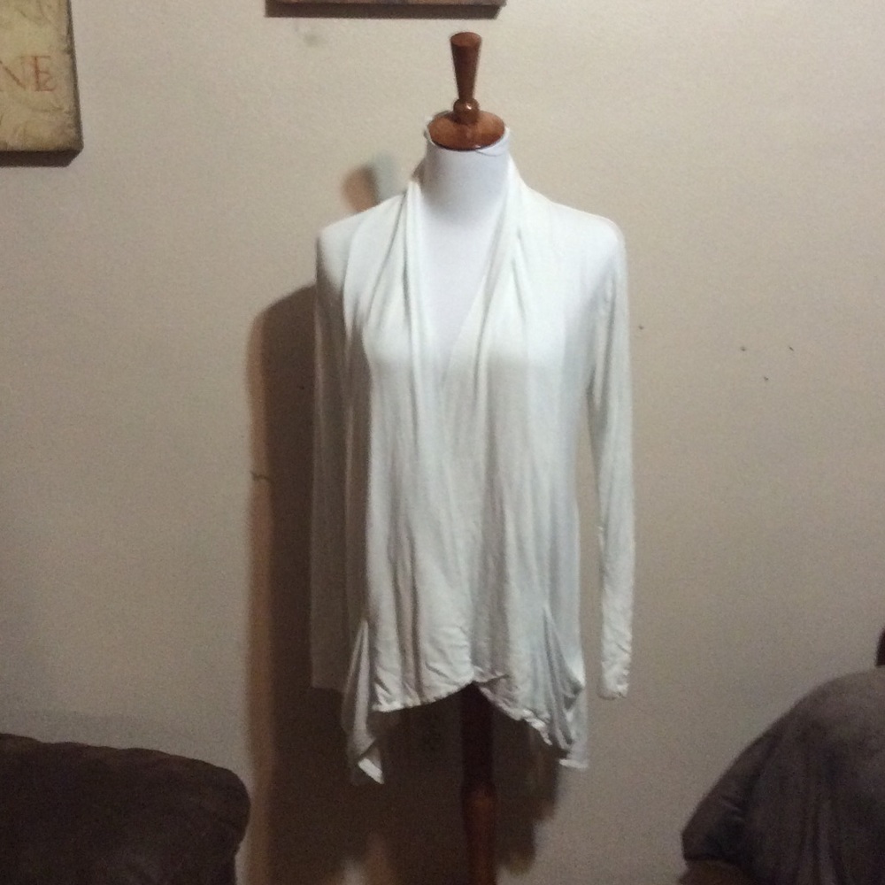 White long sleeve cardigan