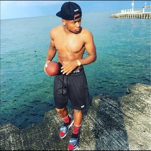 Meet your Posher, Todd