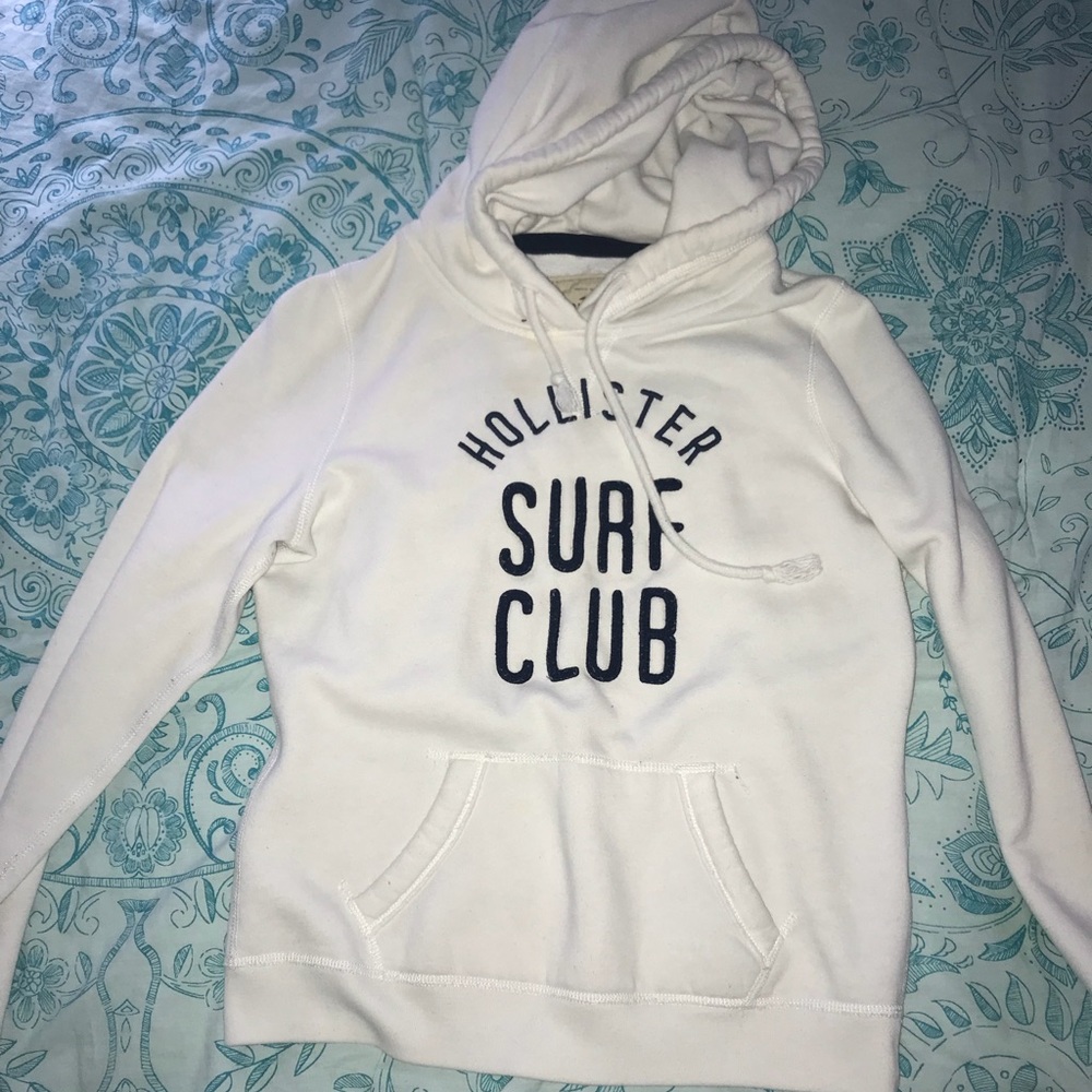 hollister sweatshirt