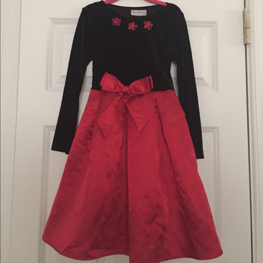 🎉HP!🎉 Rare Editions Velvet/Satin Dress