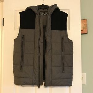 NWOT Men's DKNY outerwear vest