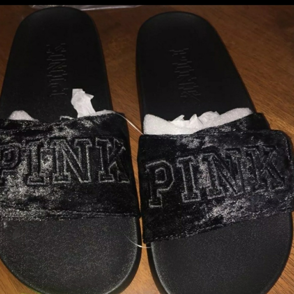 NWT Pink velvet slides