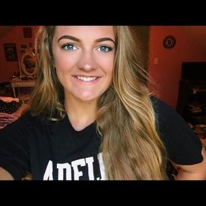 Meet your Posher, Hailey