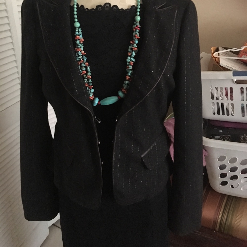 Gorgeous jacket to wear out for night time