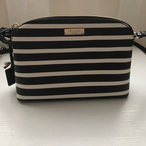 Kate spade crossbody bag
