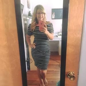 Meet your Posher, Larissa