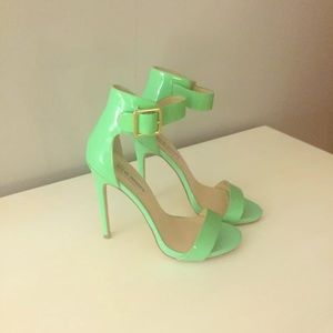 Steve Madden Mint Sandals