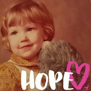 Meet your Posher, Lara