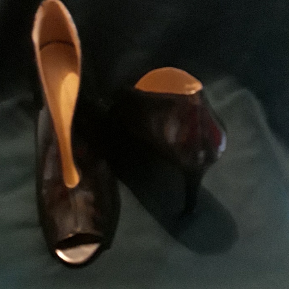 Black open toed pumps