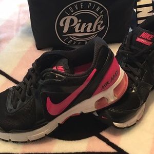 Nike Air Max size 7 1/2