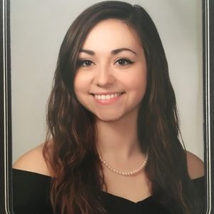 Meet your Posher, Danielle