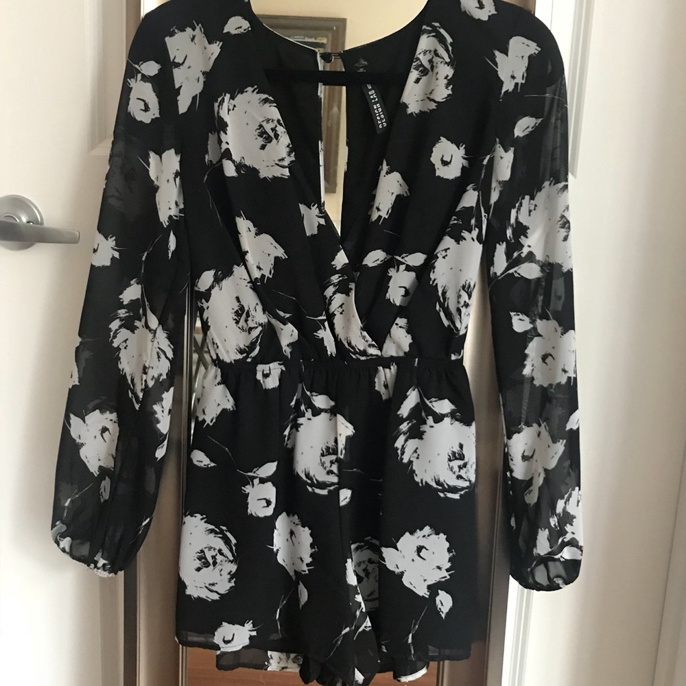 Design Lab Black & White Long-sleeve Wrap Romper