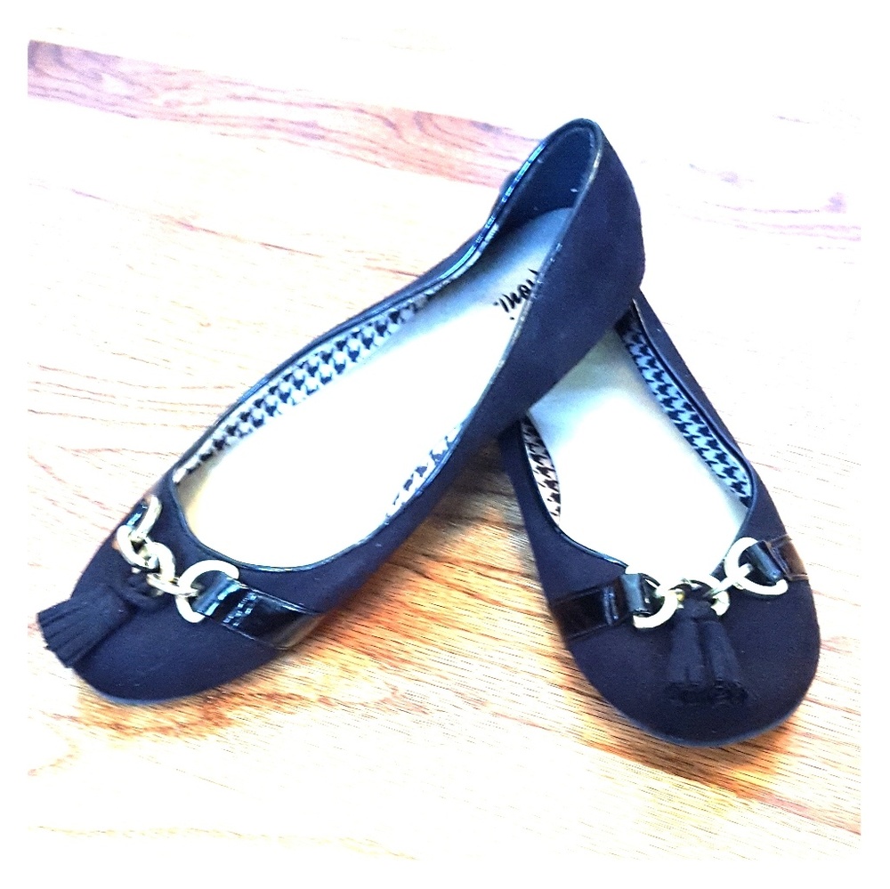Fioni black flats