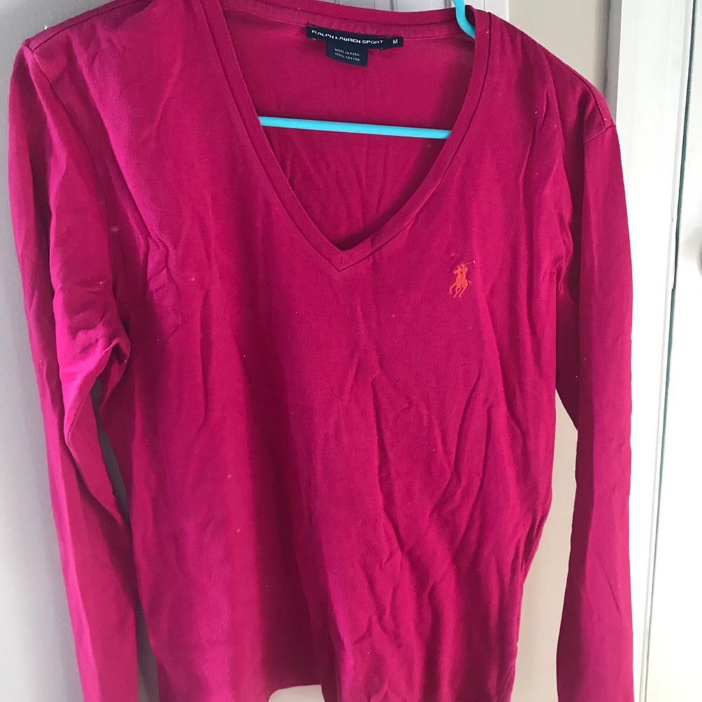 Women’s long sleeve v-neck top