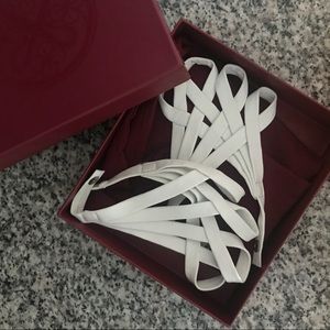 Perrin Paris Accessories - Perrin Paris Spider Gloves - White Leather Perrin Paris Accessories - Perrin Paris Spider Gloves - White Leather