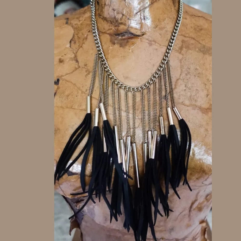 Metal & black leather fringe necklace