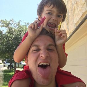 Meet your Posher, Thomas