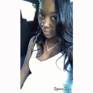 Meet your Posher, Makisha