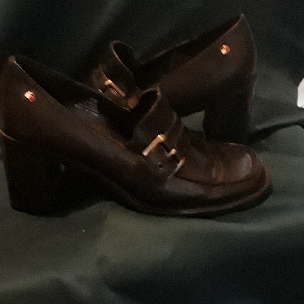 Black platforms dress shoes
