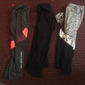 Three pairs of cropped workout leggings!