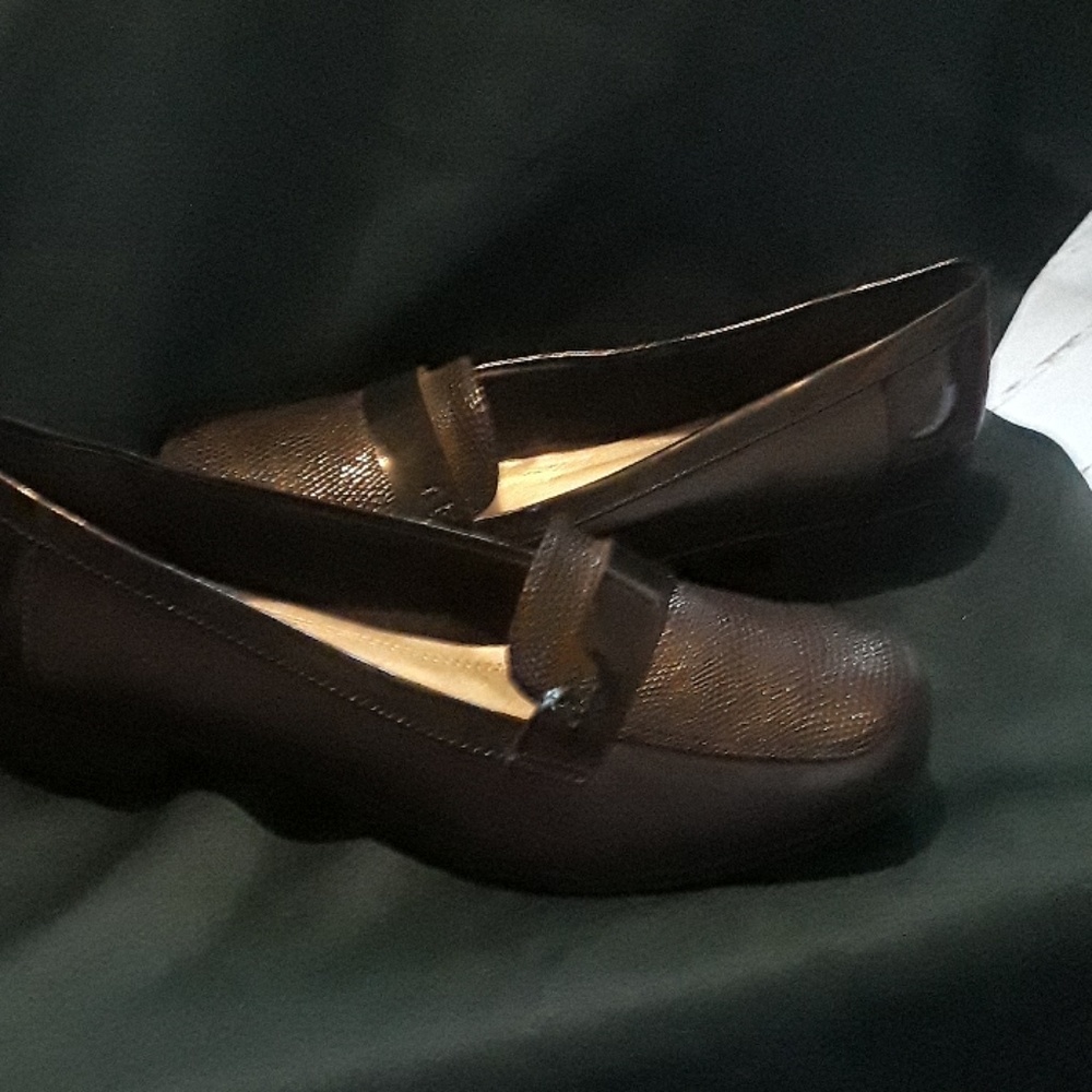 BLUE Leather FLATS