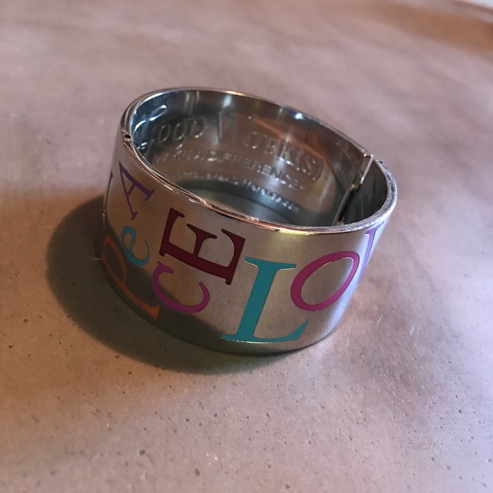Bracelet