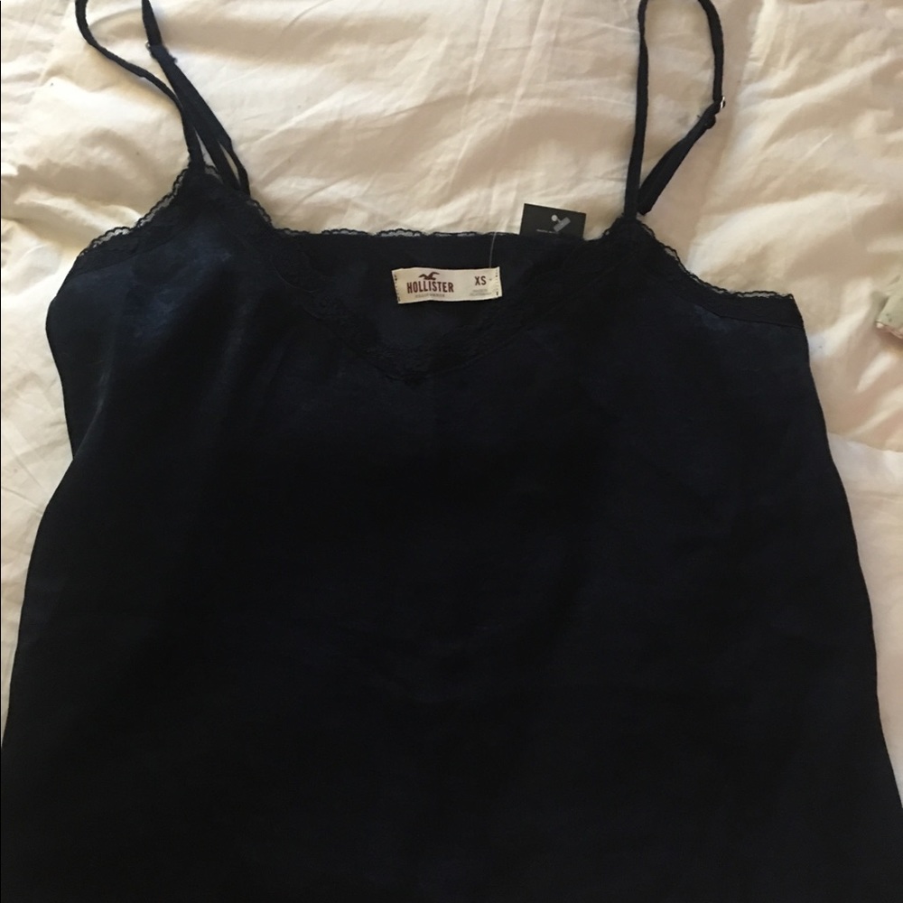✨ Hollister Black Lace Cami ✨