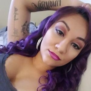 Meet your Posher, Inez