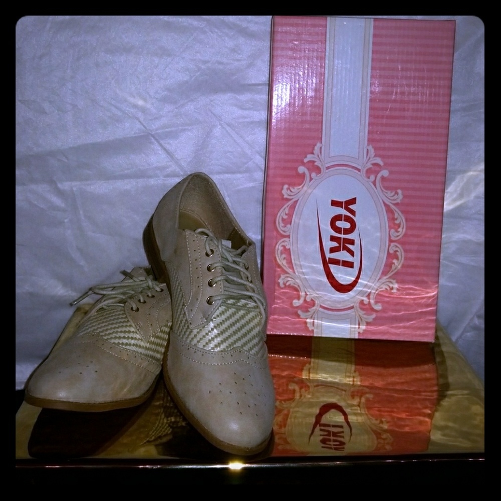 Laced up Oxfords