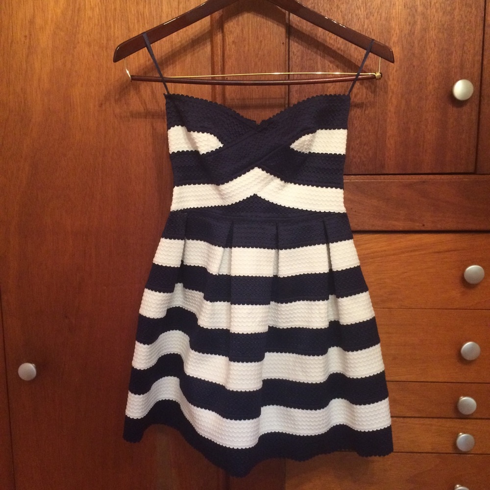 Sans Souci strapless "Party" striped dress OFFER!