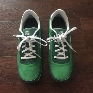 New Balance Size 5.5 Boys Brand New