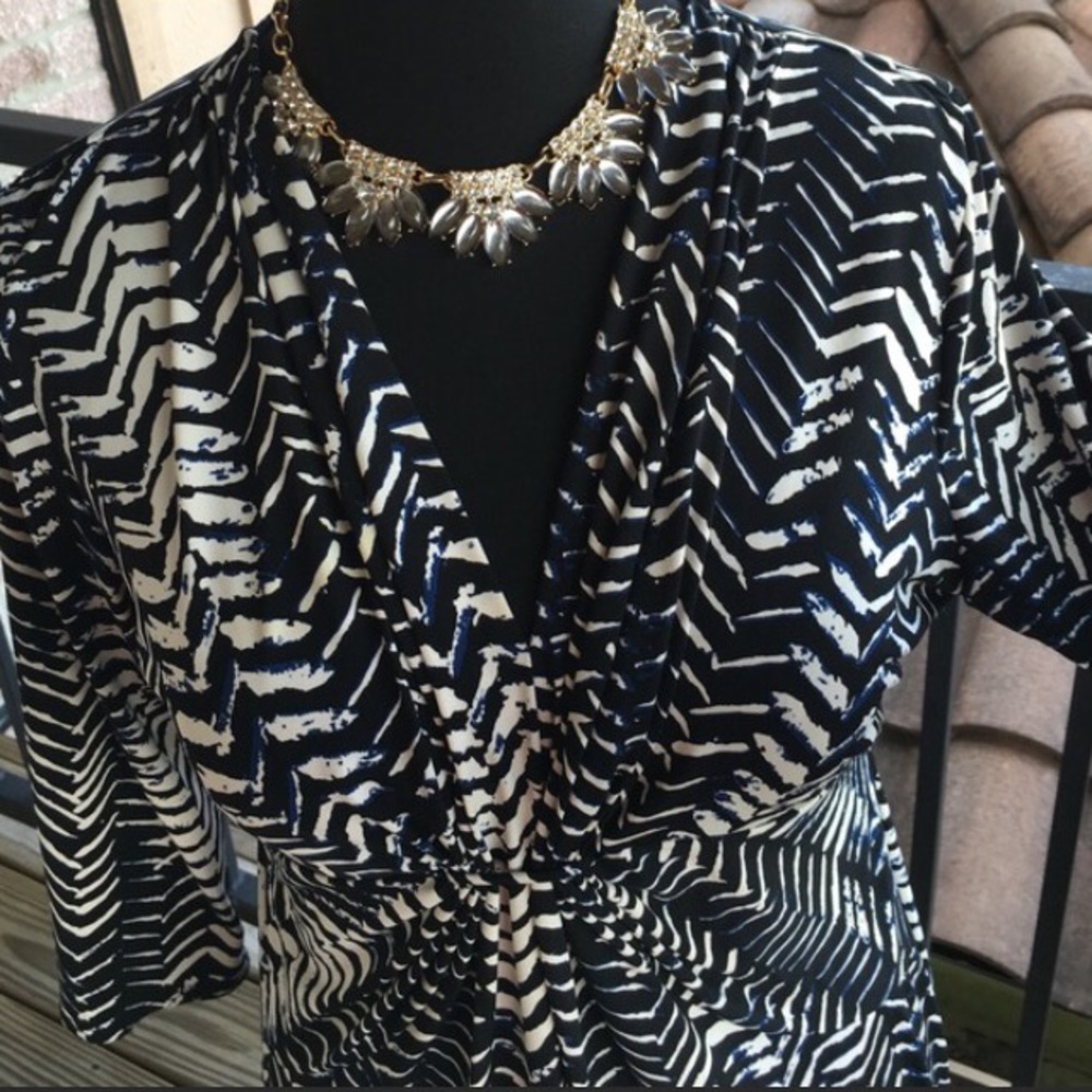 SUPER flattering dress!