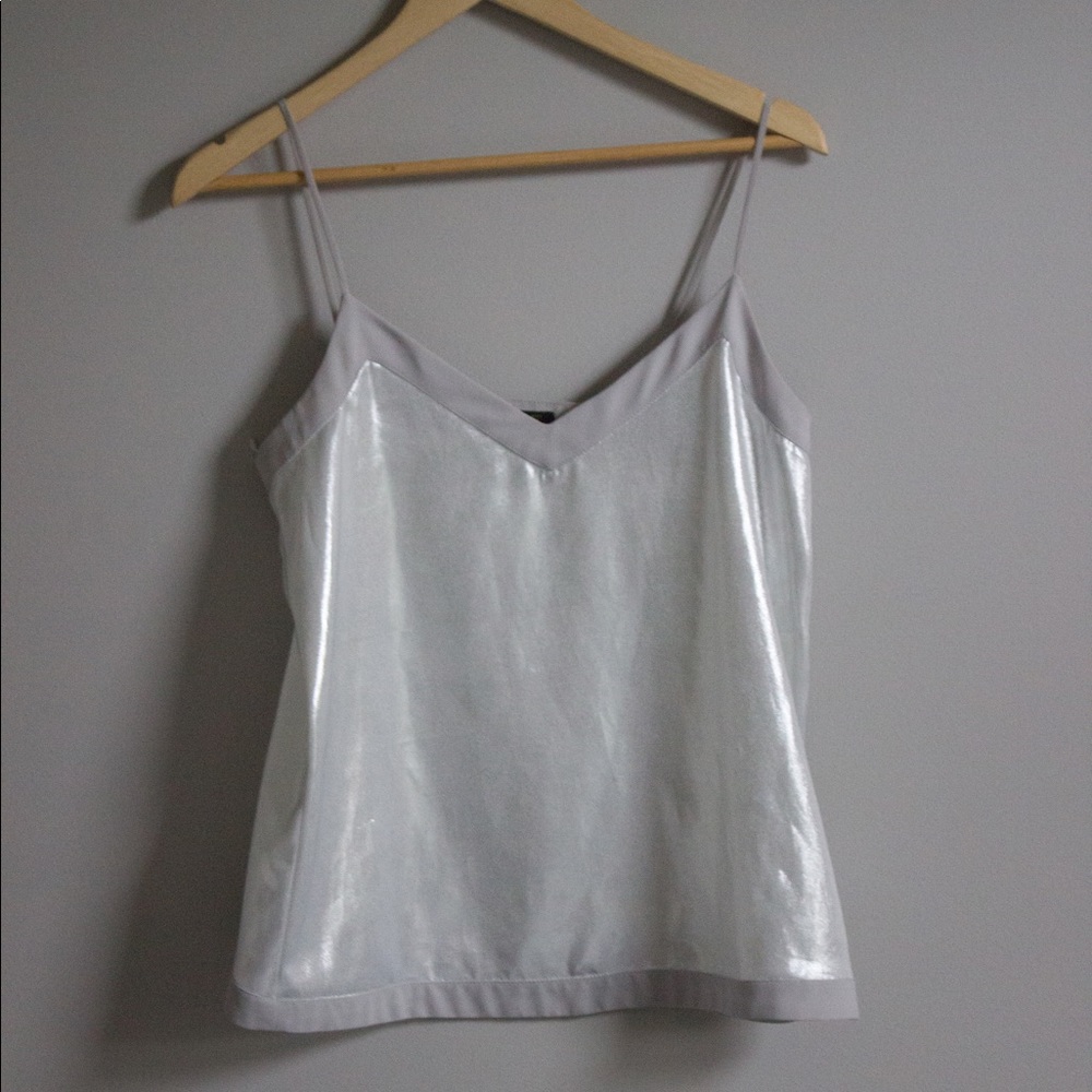 Holographic Silver Tank