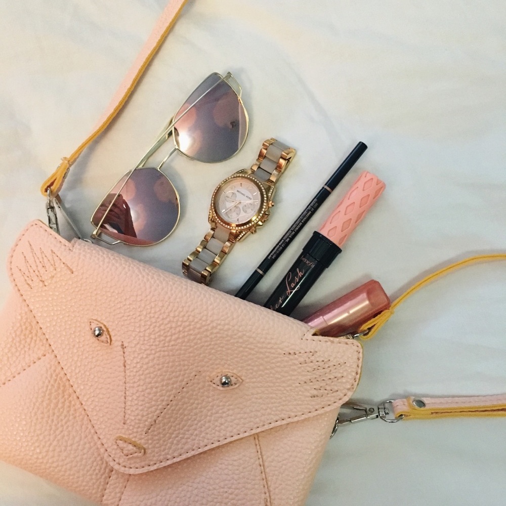 PRICE DROP⬇️Pink Fox Envelope Clutch! 🦊