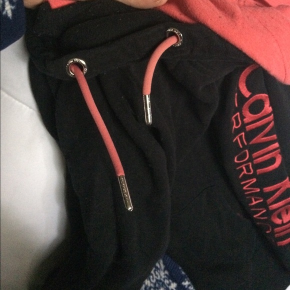 Calvin Klein performance sweater (Crowl neck)