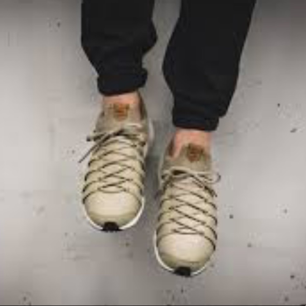 NWT Air Zoom Spirimic Bamboo M, size 9 - Picture 4 of 8