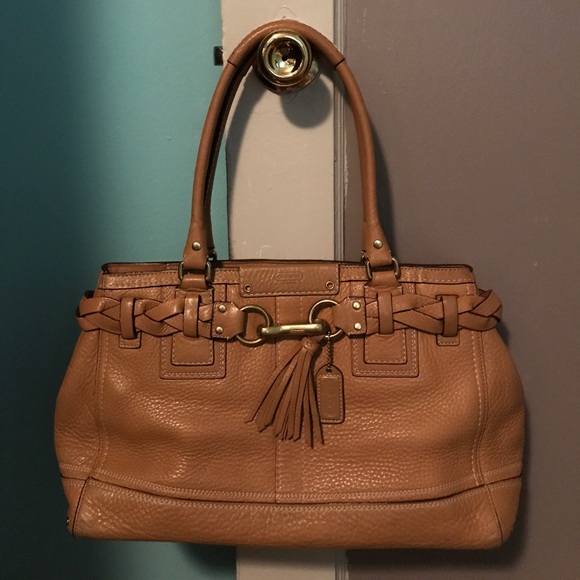 Coach Handbags - Coach shoulder bag