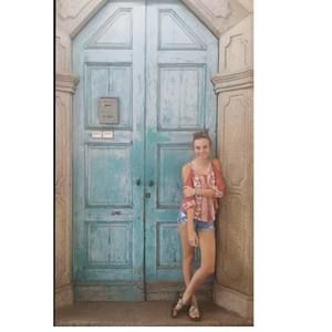 Meet your Posher, Zoe