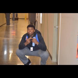 Meet your Posher, Devin