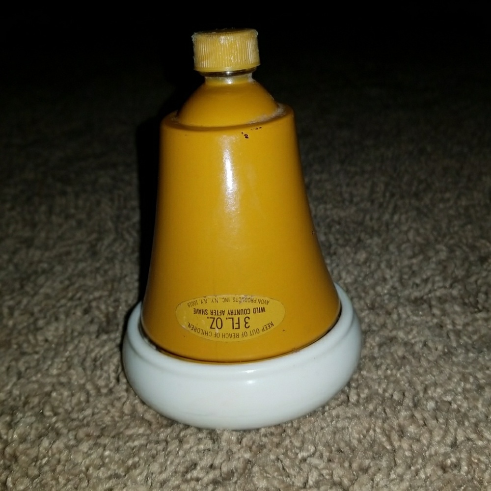 AVON.. Wild Country after shave